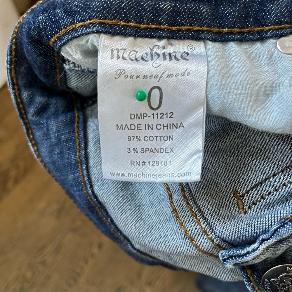 Distressed Machine Jeans - Picture 8 of 9